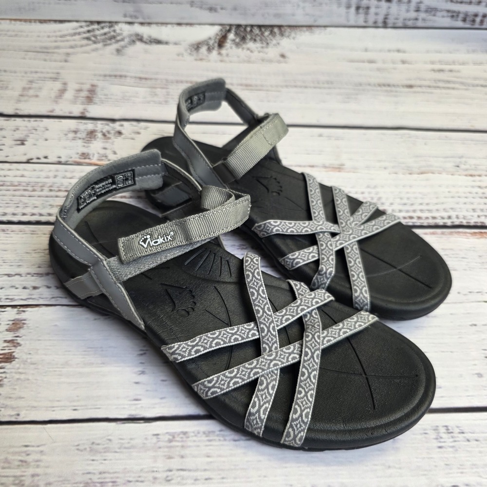 ViaKix Black Gray Strappy Toe Loop Sandals Women's‎ US 9 EU 40 Hiking Gorpcore